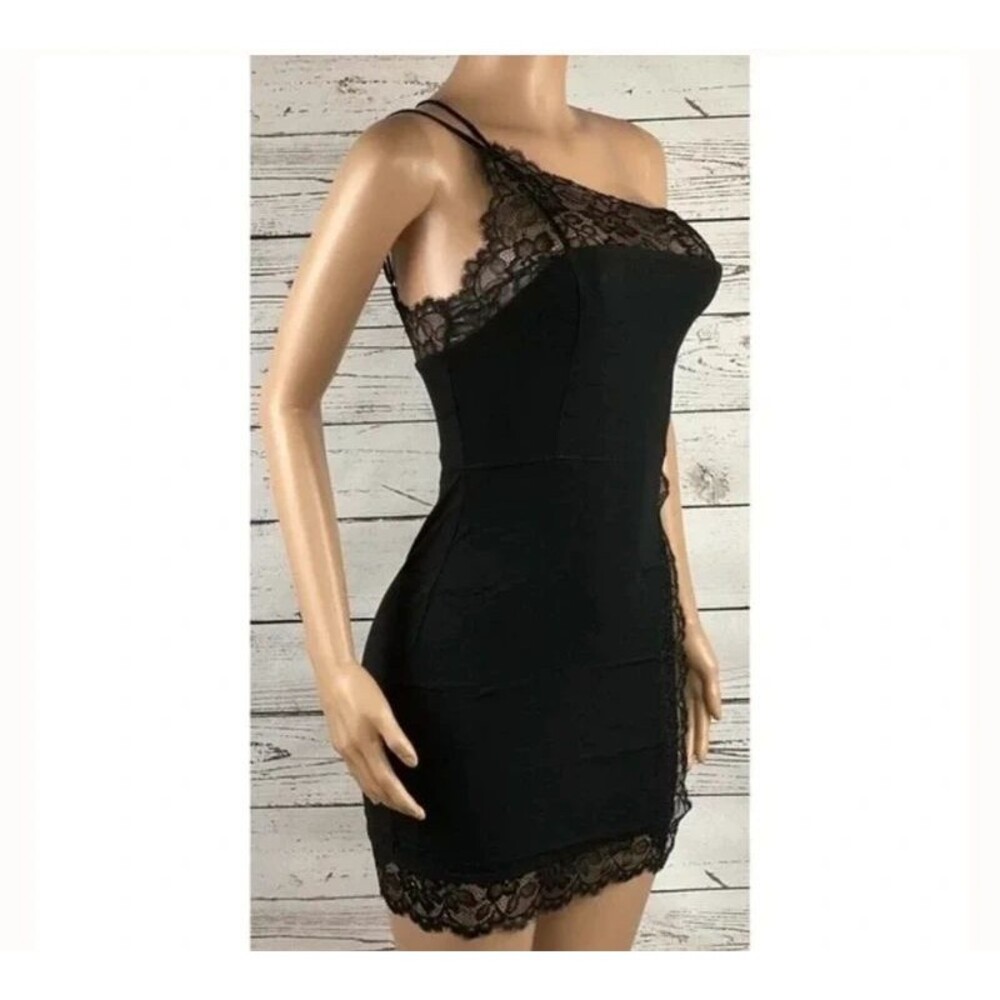 Free People Premonitions Body-Con Dress Floral Lace Size XS Black One-Shoulder - Picture 3 of 7